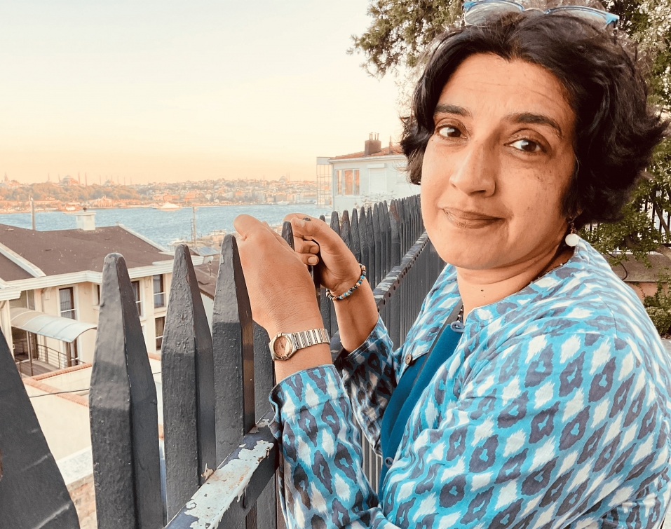 ‘स्थान’ का विचार: भीतर की दुनिया और बाहरी परिवेश का संगम — अनन्या वाजपेयी